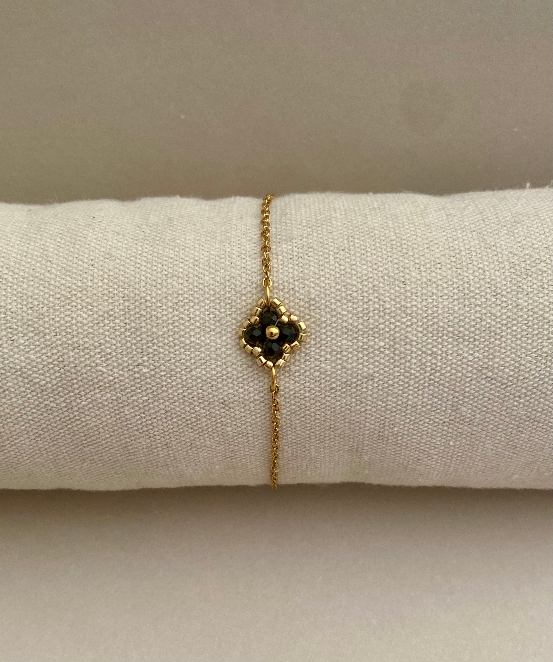 Bracelet fleur noire