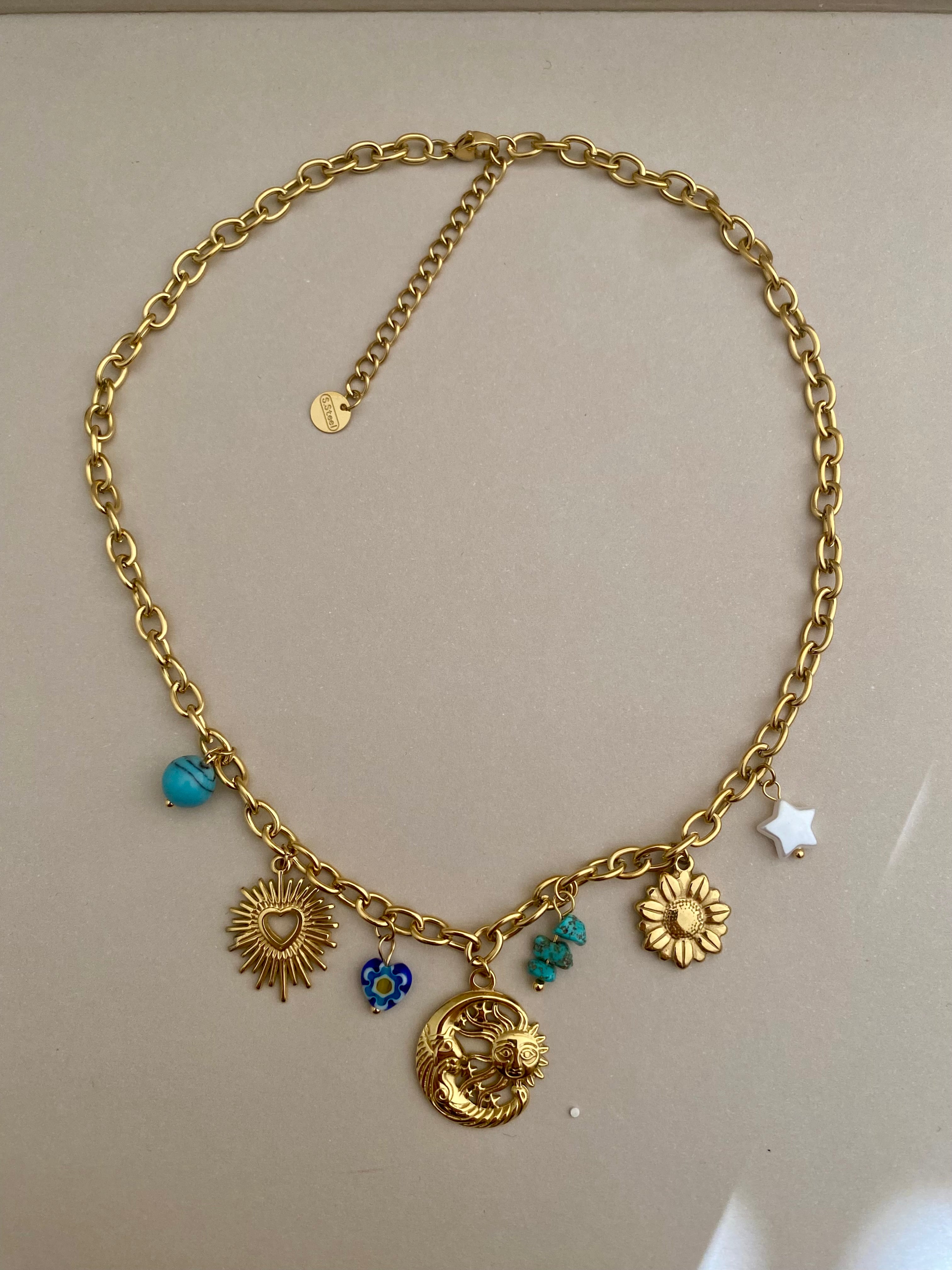 Collier Sidney