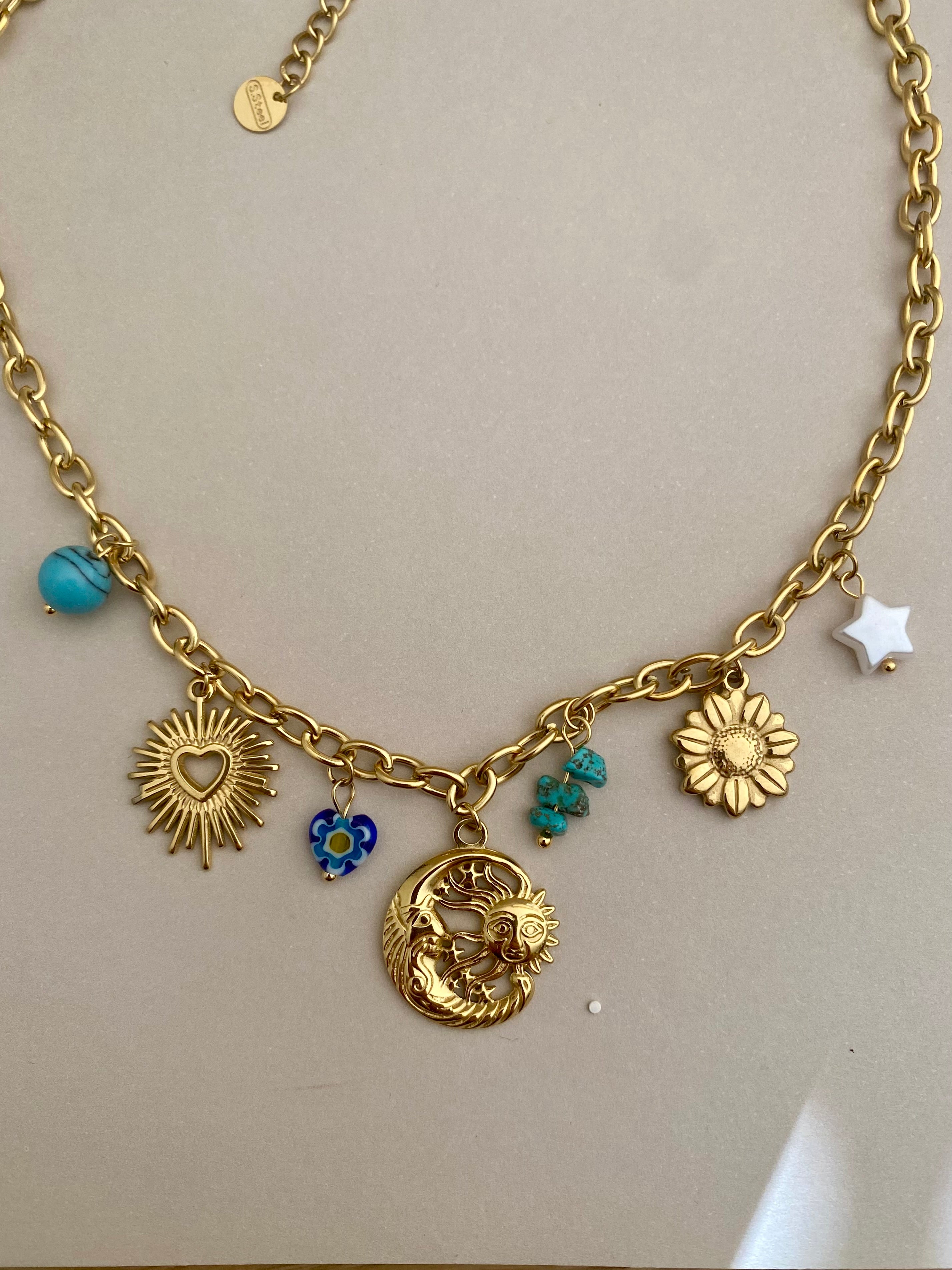 Collier Sidney